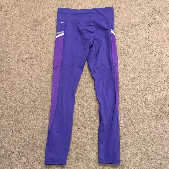 Never worn Fabletics leggings with pockets - Picture 2 of 2